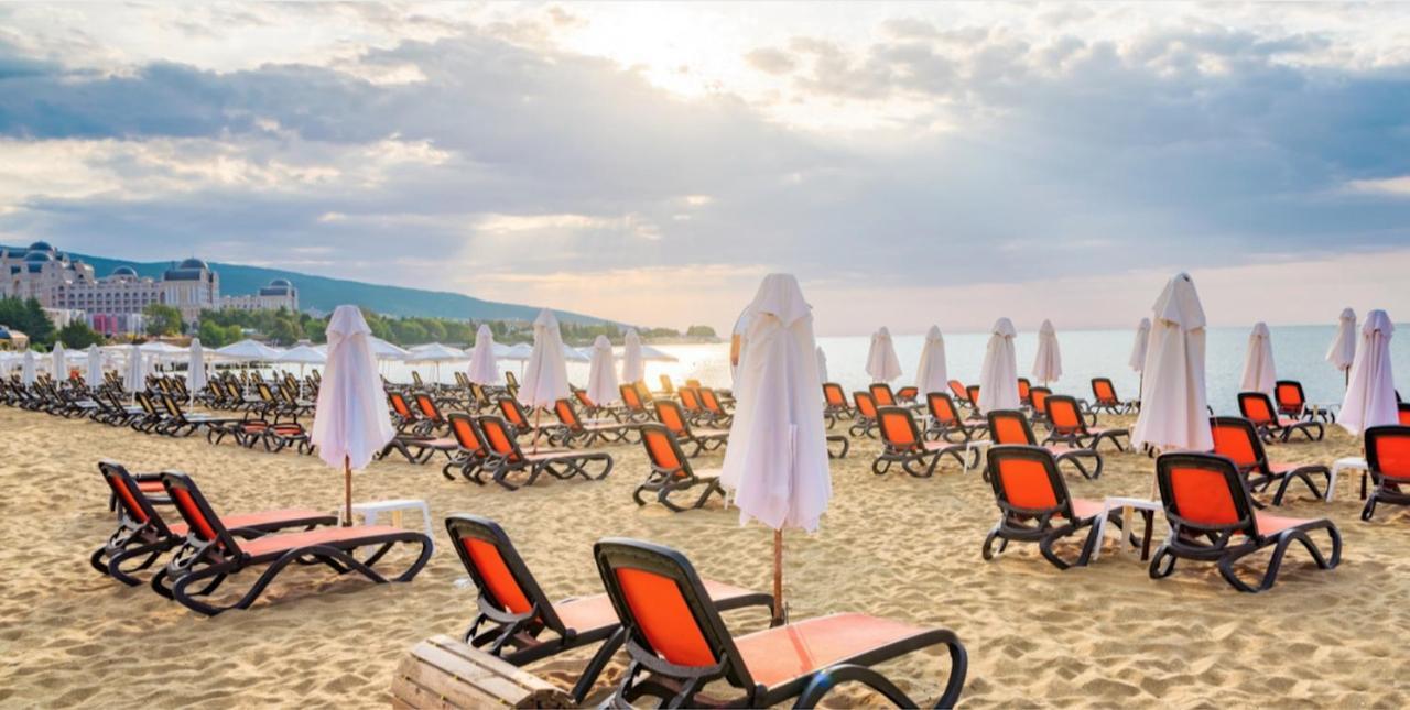 Admiral Plaza C 53 Private Cozy Studio Pantai Sunny Luaran gambar